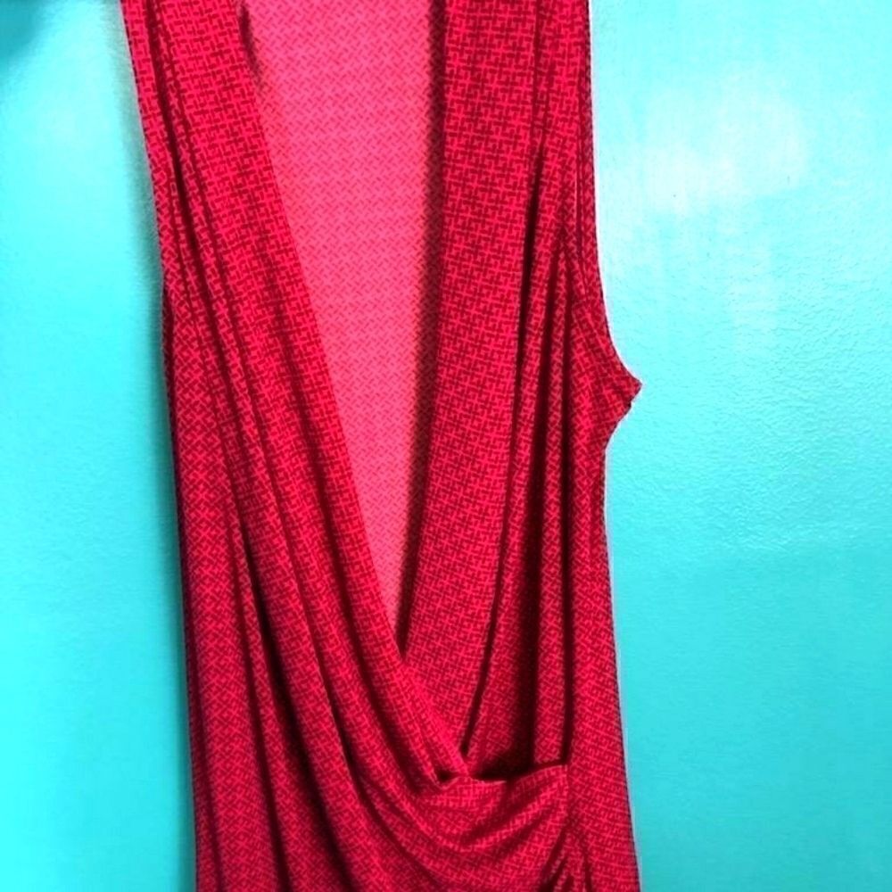 Fushcia Blouse. Size S.